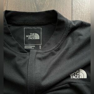 North Face Active Trail Henley Men’s Size M